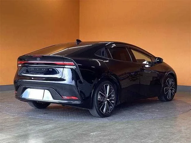Toyota Prius 2023 — миниатюра 4