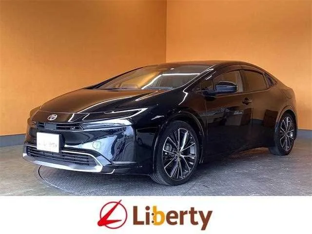 Toyota Prius 2023 — фото 1, купить с доставкой в Москву