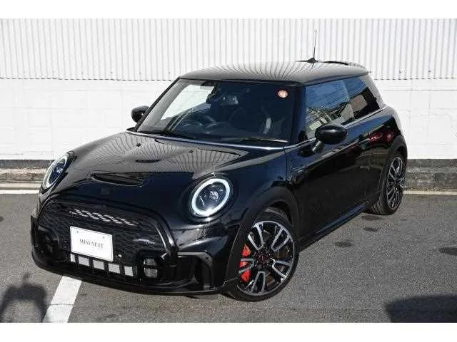 BMW MINI 2022 — миниатюра 2