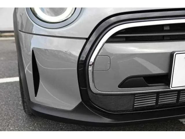 BMW MINI 2022 — миниатюра 4