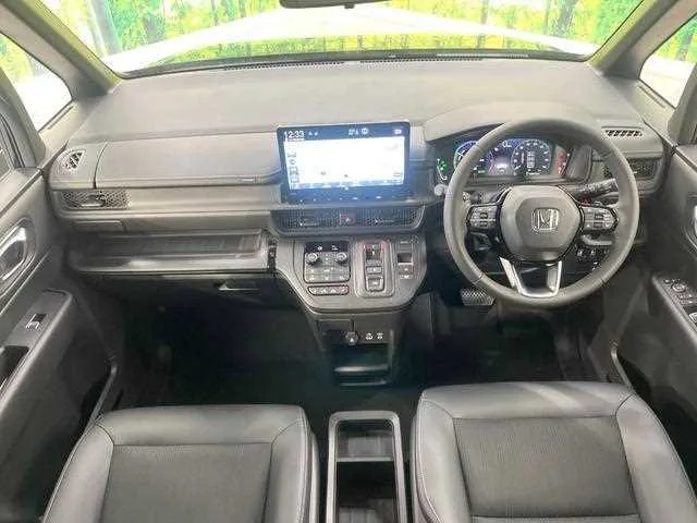 Honda Step WGN 2025 — миниатюра 2