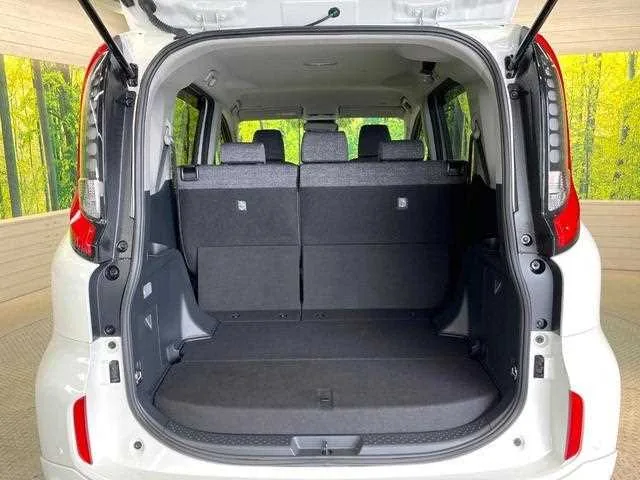 Toyota Sienta 2023 — миниатюра 4