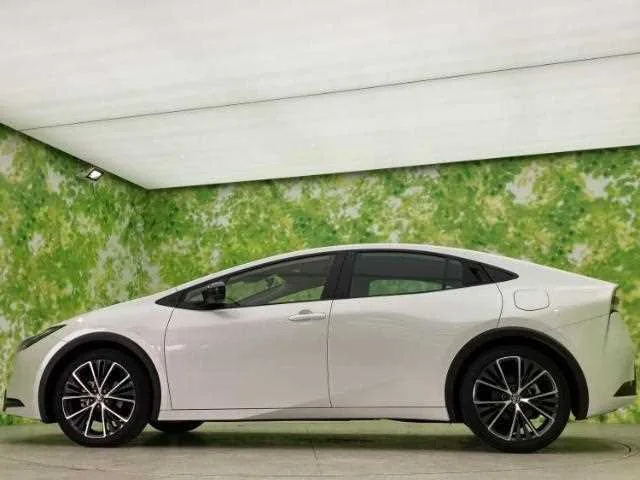 Toyota Prius G 2025 — миниатюра 2