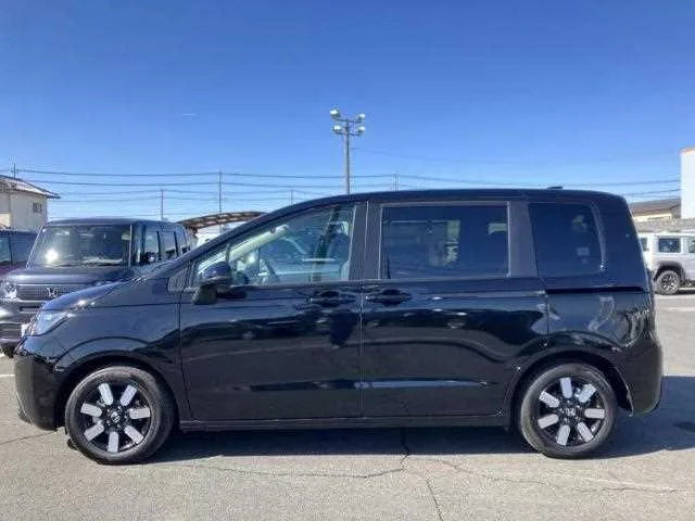 Honda Freed eHEVEX 2025 — миниатюра 2