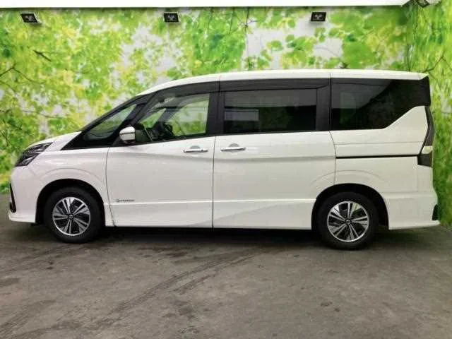 Nissan Serena 2022 — миниатюра 2