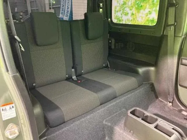 Suzuki Jimny 2023 — миниатюра 5