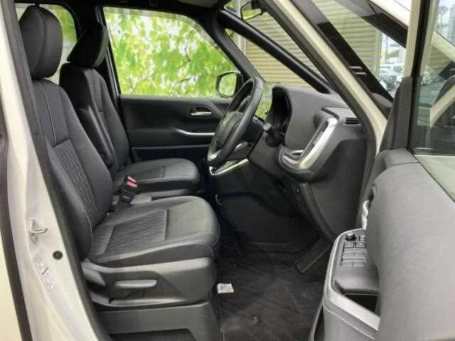 Toyota Noah 2023 — миниатюра 4