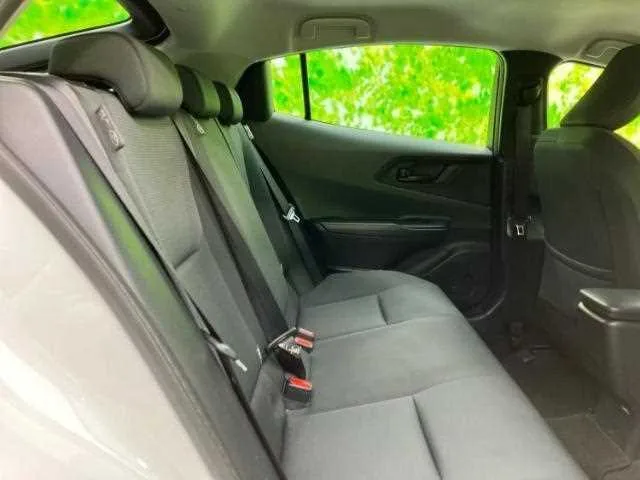 Toyota Prius X 2024 — миниатюра 5