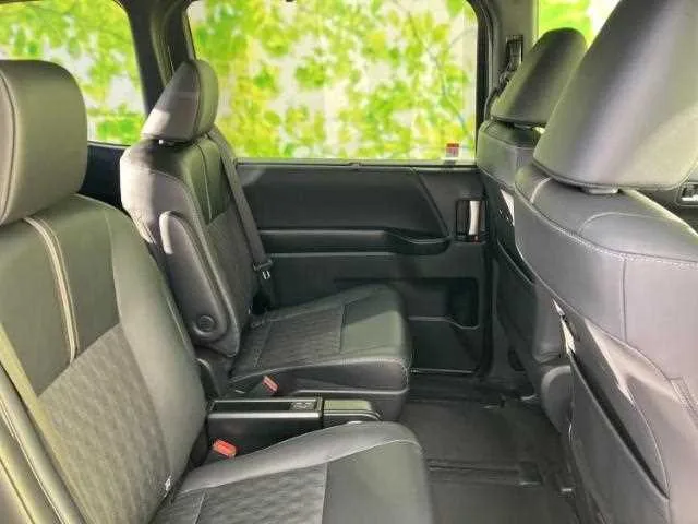 Toyota Noah 2024 — миниатюра 5