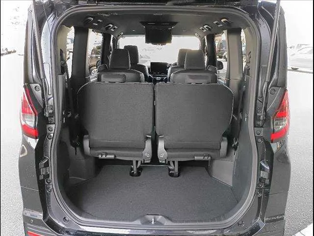 Toyota Noah S-G Toyota Safety Sense 2023 — миниатюра 4