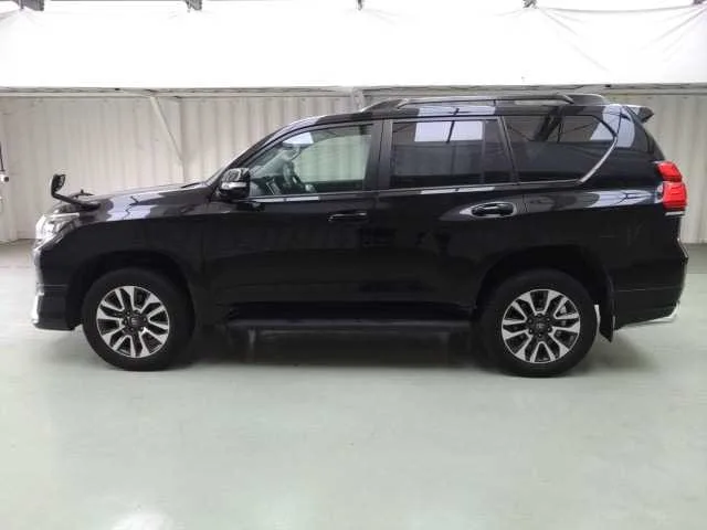 Toyota Land Cruiser Prado TX L PACKAGE 2022 — миниатюра 3