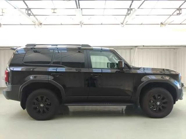 Toyota Land Cruiser VX FIRST EDITION 2024 — миниатюра 2