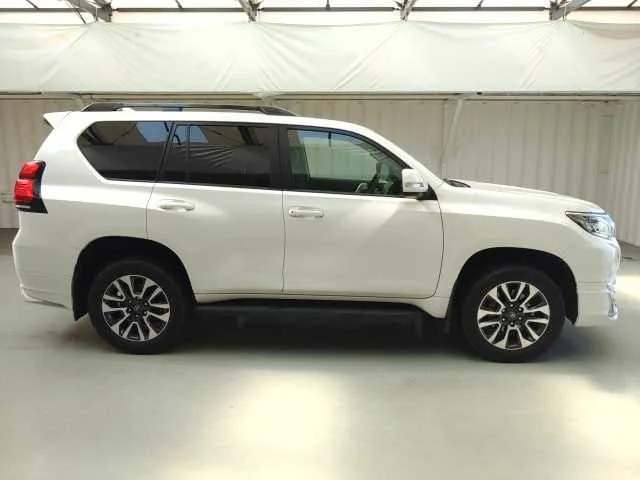 Toyota Land Cruiser Prado TX L PACKAGE 2022 — миниатюра 2
