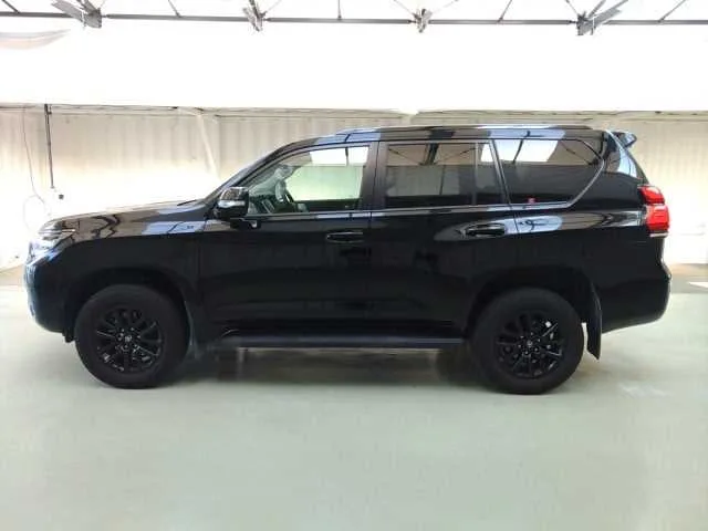 Toyota Land Cruiser Prado TX L PACKAGE 70TH ANNIVERSARY LIMITED 2022 — миниатюра 3