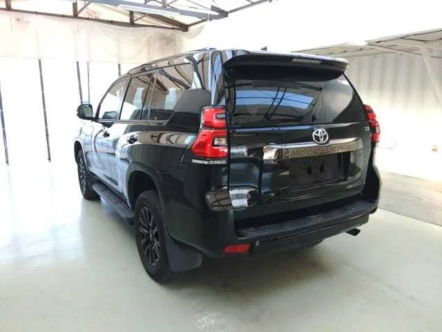 Toyota Land Cruiser Prado TX L PACKAGE 70TH ANNIVERSARY LIMITED 2022 — миниатюра 5