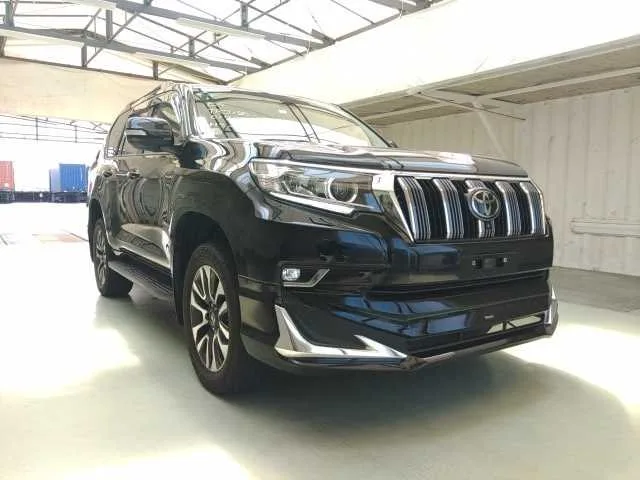Toyota Land Cruiser Prado TX L PACKAGE 2023 — фото 1, купить с доставкой в Москву