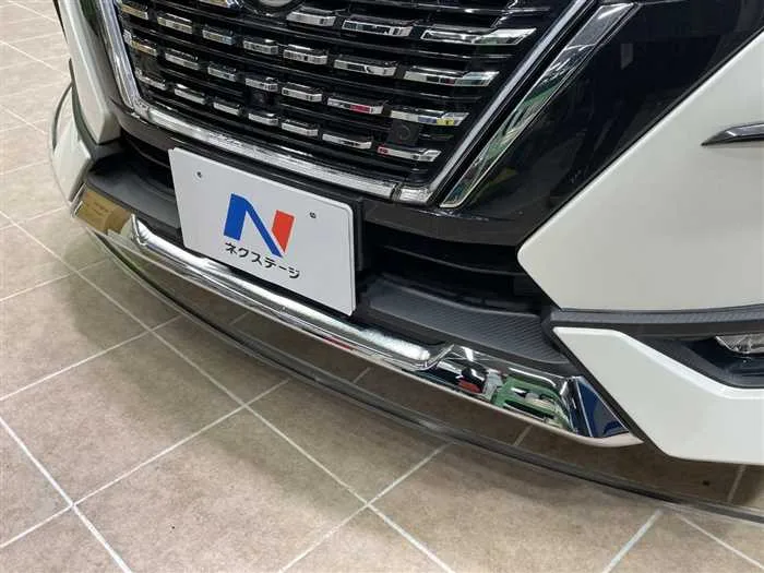 Nissan Serena 2022 — миниатюра 5