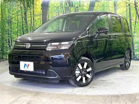 Honda Freed 2025 купить в Москве