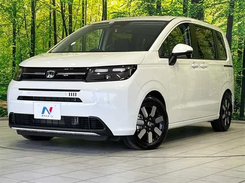 Honda Freed 2025 купить в Москве