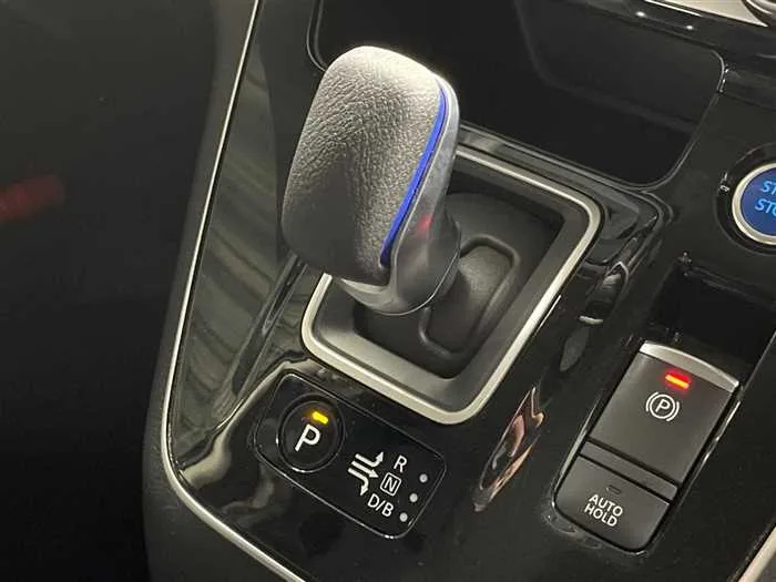 Nissan Serena 2022 — миниатюра 4