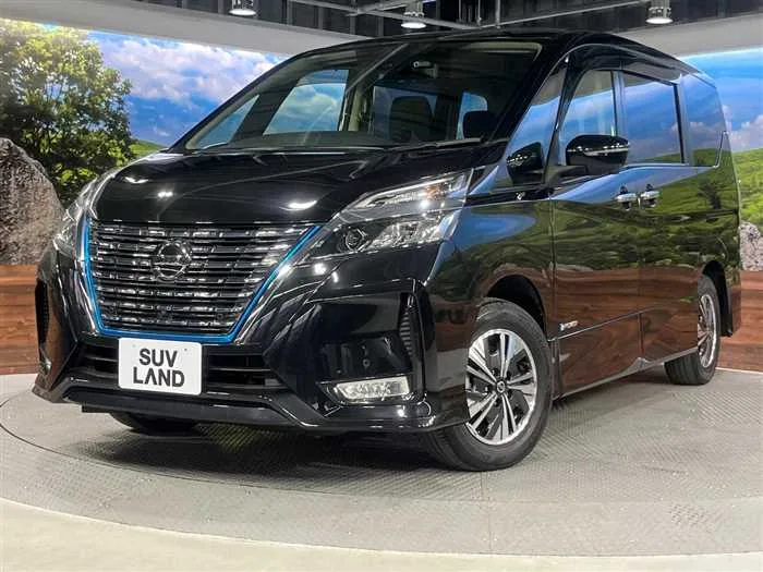 Nissan Serena 2022 — фото 1, купить с доставкой в Москву