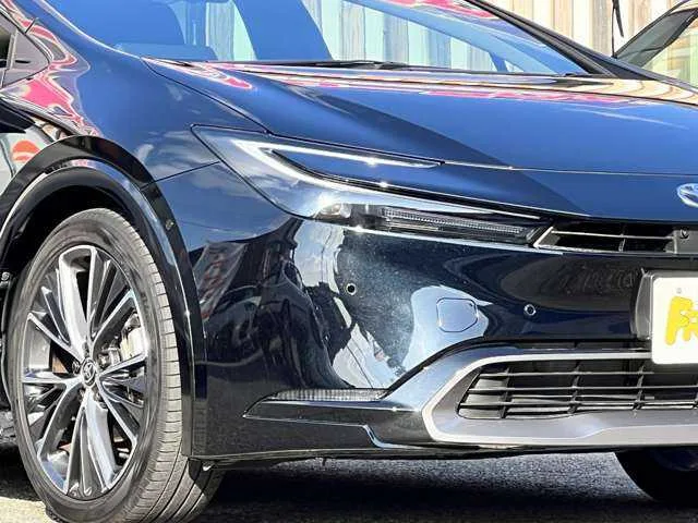 Toyota Prius 2023 — миниатюра 2