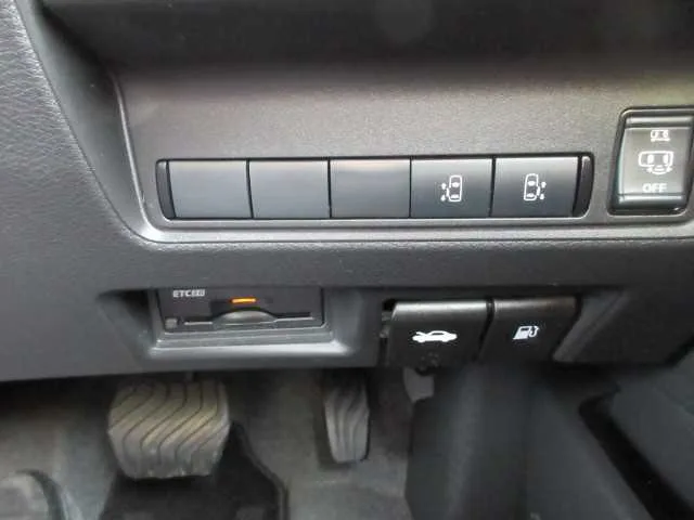 Nissan Serena 2023 — миниатюра 4