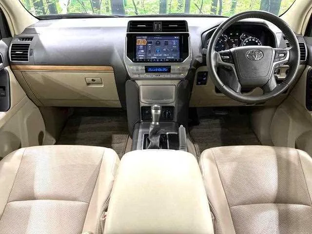 Toyota Land Cruiser Prado 2022 — миниатюра 2