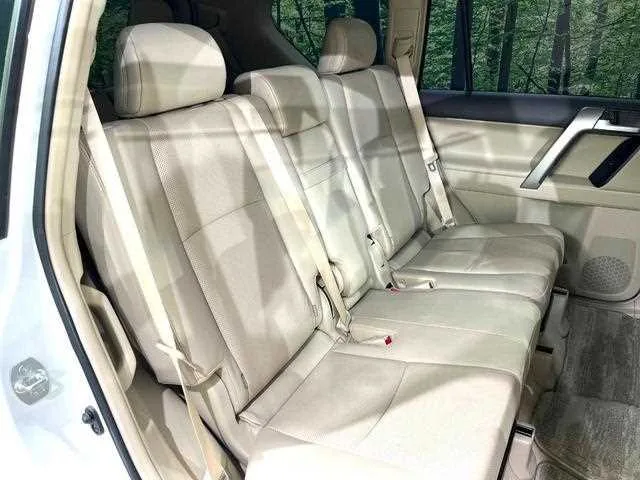 Toyota Land Cruiser Prado 2022 — миниатюра 4