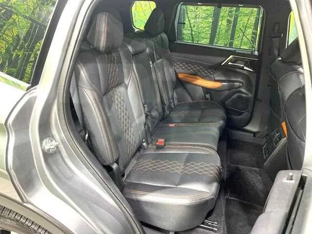 Mitsubishi Outlander 2022 — миниатюра 4
