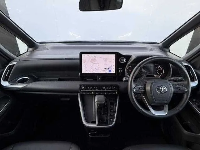 Toyota Noah 2023 — миниатюра 5