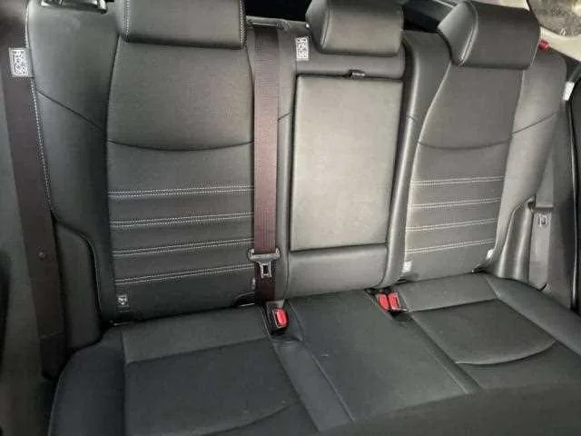 Toyota RAV4 2023 — миниатюра 3