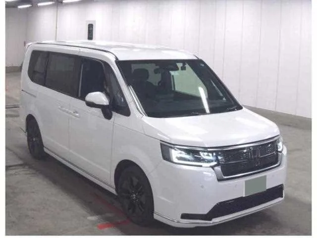 Honda Step WGN 2023 — фото 1, купить с доставкой в Москву