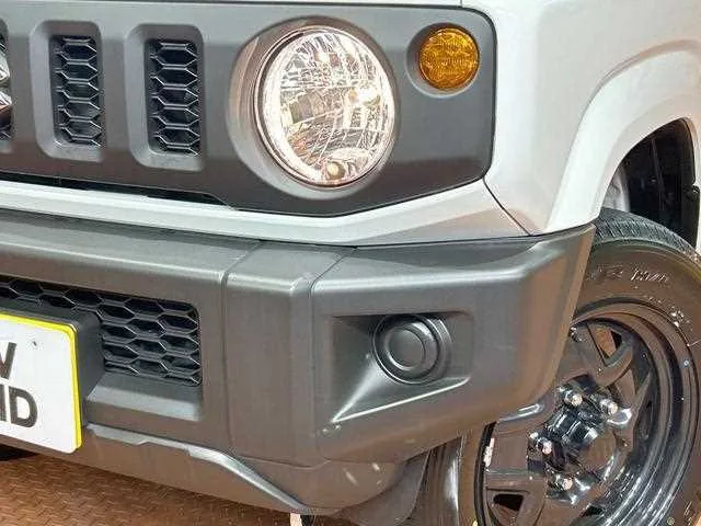 Suzuki Jimny 2025 — миниатюра 4