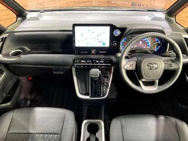 Toyota Noah 2023 — миниатюра 2