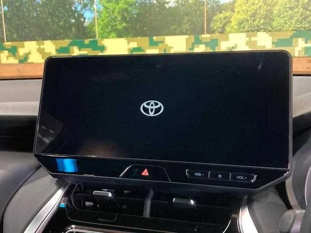 Toyota Harrier Hybrid 2024 — миниатюра 4