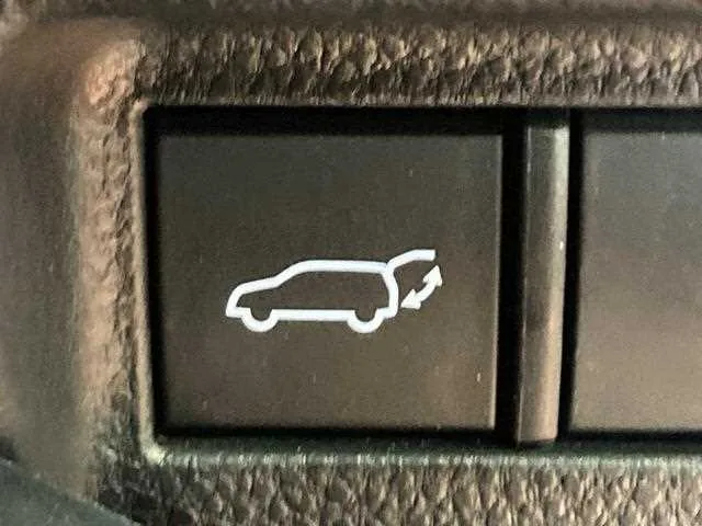 Toyota Harrier Hybrid 2024 — миниатюра 5