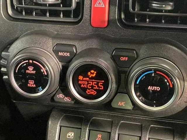 Suzuki Jimny 2023 — миниатюра 3