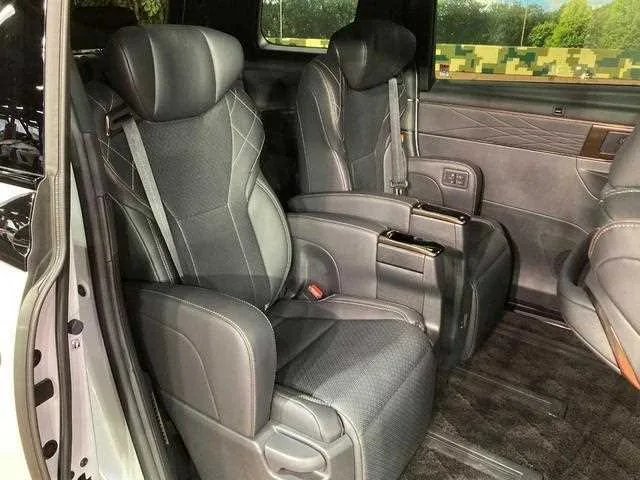 Toyota Vellfire 2024 — миниатюра 4