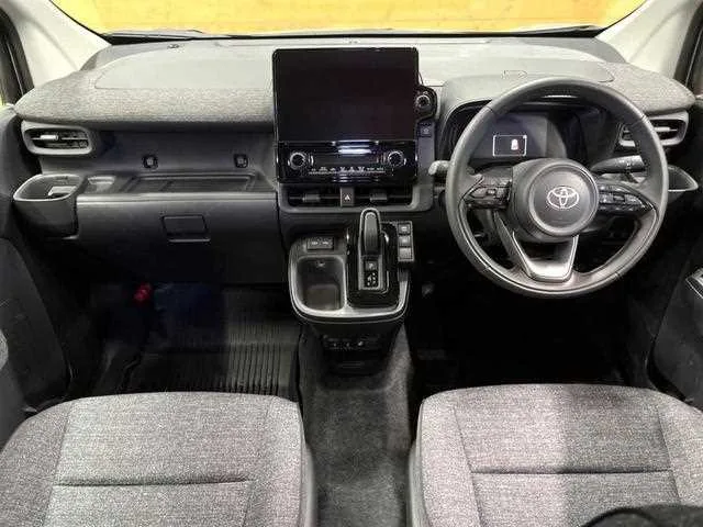 Toyota Sienta 2024 — миниатюра 2