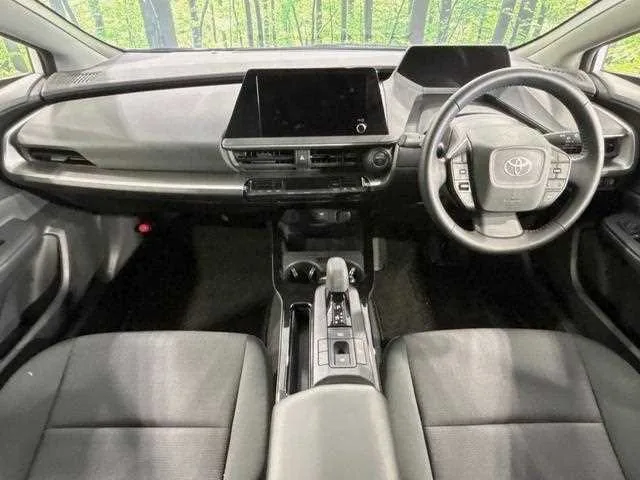Toyota Prius 2024 — миниатюра 2
