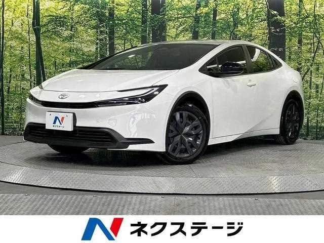 Toyota Prius 2024 — фото 1, купить с доставкой в Москву