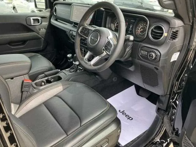 Jeep Wrangler 2025 — миниатюра 4
