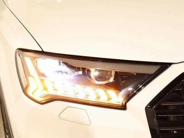 Audi Q7 2023 — миниатюра 5