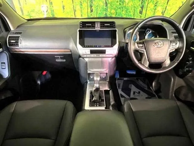 Toyota Land Cruiser Prado 2022 — миниатюра 2