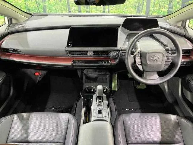 Toyota Prius 2023 — миниатюра 2
