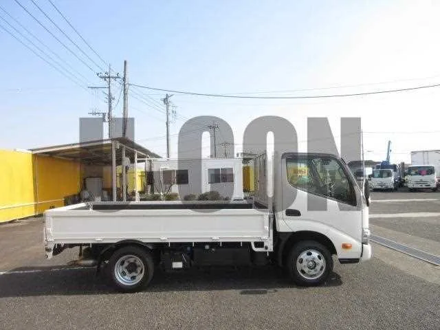 Toyota Dyna Truck 2023 — миниатюра 5