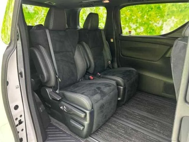 Toyota Alphard G 2023 — миниатюра 5