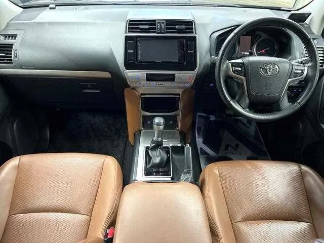 Toyota Land Cruiser Prado 2022 — миниатюра 2