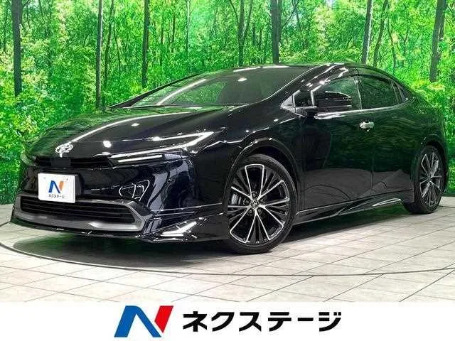 Toyota Prius 2023 — фото 1, купить с доставкой в Москву